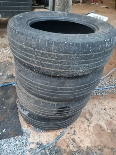 Peneus para camioneta n 225/65 aro 17