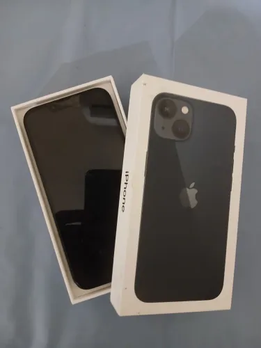 Vendo IPhone 13 128gb sem marcas de uso