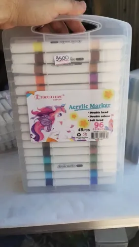 Maletas de canetinhas