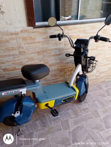 Jincheng Avelloz AZ125 2025