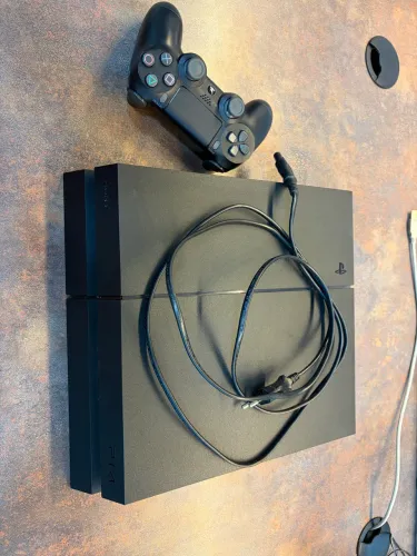 PlayStation 4 - (PS4) 1 TB