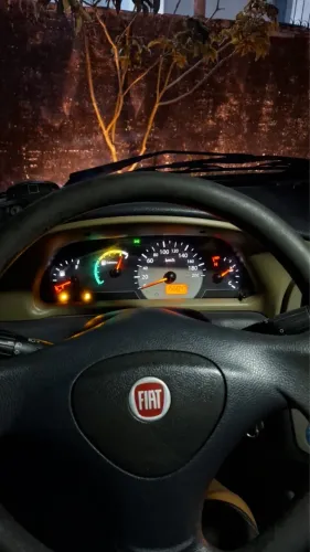 Fiat Palio 1.0 Cel. Econ./italia F.flex 8V 4P 2010