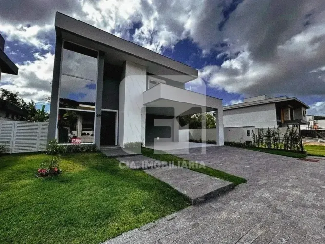 Casa em Condominio nos Ratones