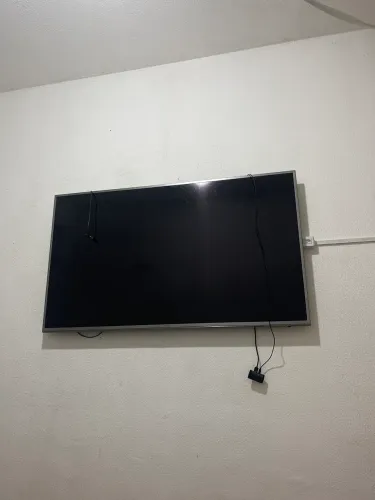 Tv para retirada de peça 