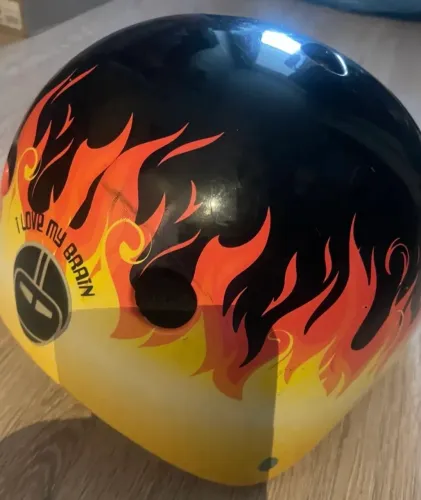 Capacete skate