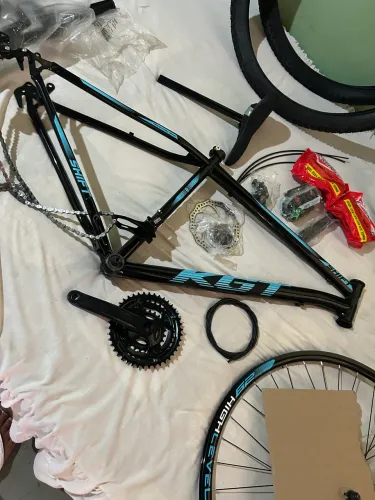 Vendo bike nunca usada e nem montada!