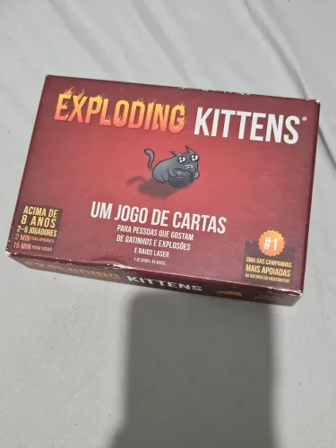 Jogo de cartas Exploding Kittens