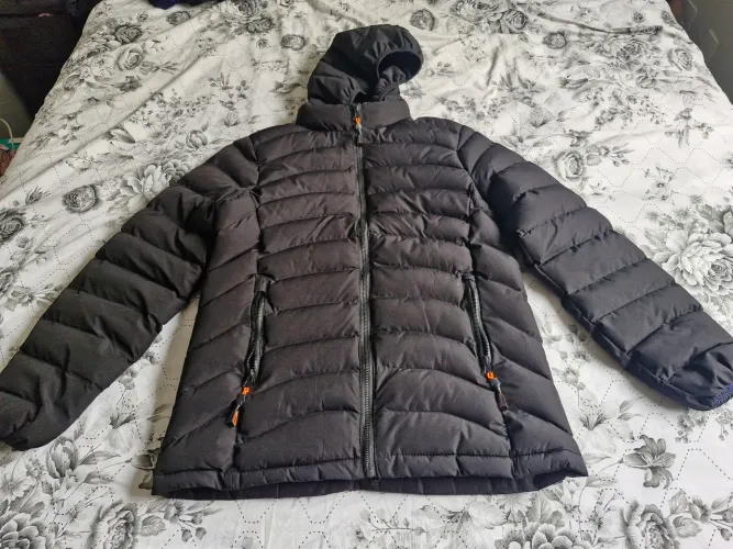 Jaqueta Infantil de Inverno com Capuz