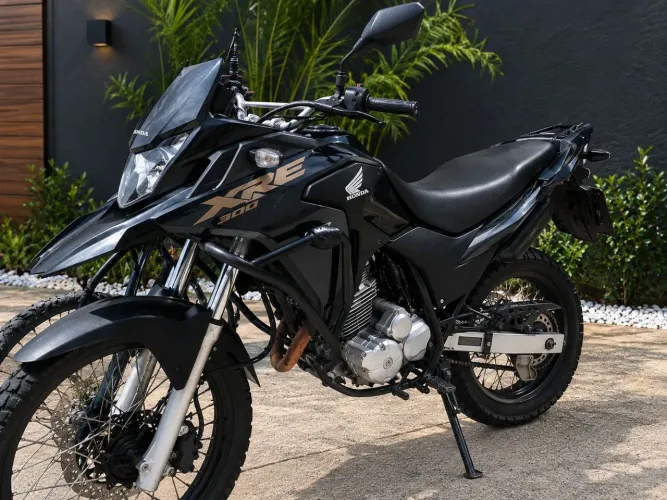 XRE 300 2022