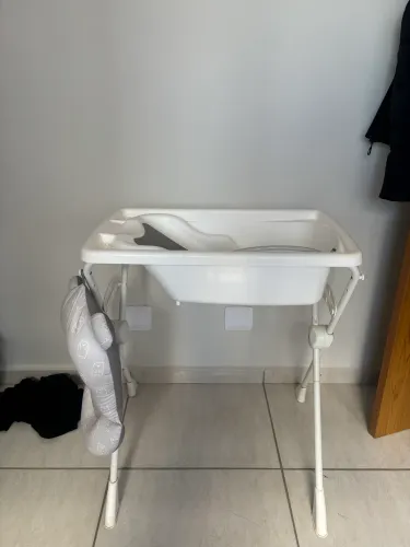 Banheira de bebê mais almofada de banho buba
