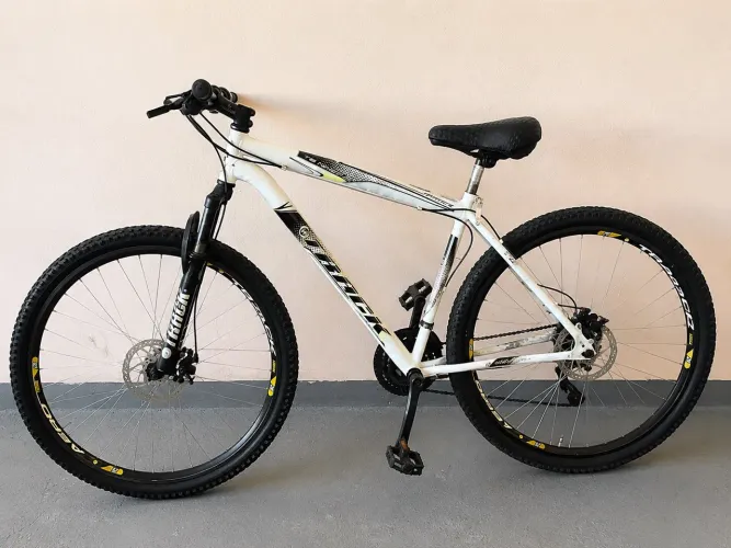 Bicicleta Track Aro 29 em ótimo estado  - Desapego