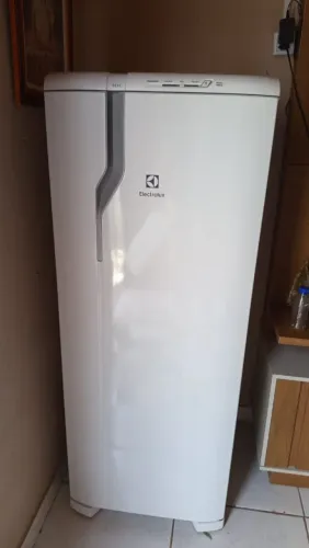 Geladeira Electrolux