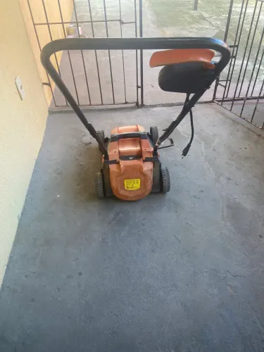 Cortador de grama