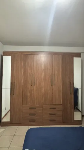 Guarda-Roupa Casal Santos Andirá Master 8.6 (8 Portas e 6 Gavetas) - Impecável