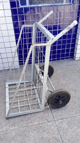 Vendo este carrinho útil