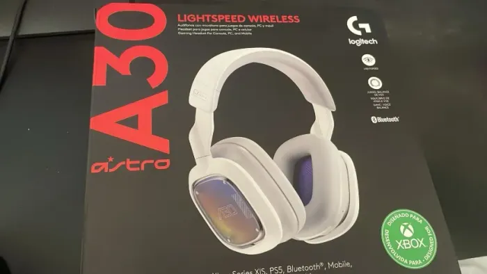 Headset Logitech Astro 30 Lightspeed PC/XBOX/PS5 *SEM FIO*