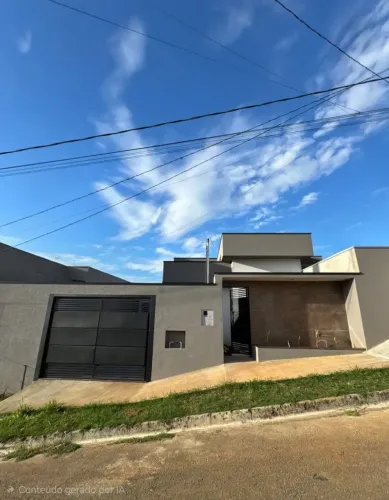 Casa no Bairro Parque Real
