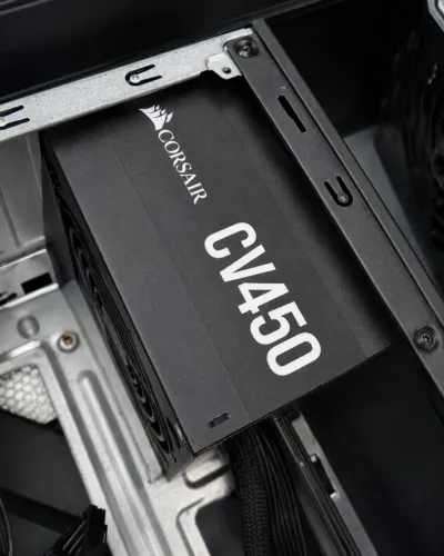 Fonte Corsair CV450 450W ? 80 Plus Bronze