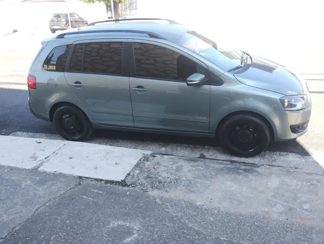 Volkswagen Spacefox Trend I Motion 1.6 T. Flex 8V 2012