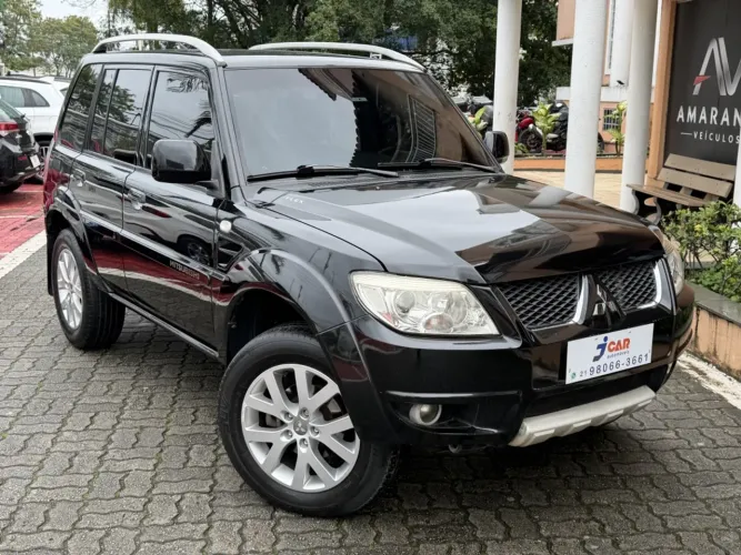 Mitsubishi Pajero TR4 2.0/ 2.0 Flex 16V 4X4 Mec. 2012