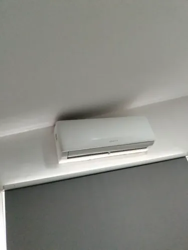 Ar condicionado semi novo 9 mil BTUs