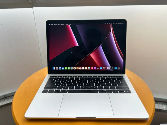 Macbook pro 2017 100% Original