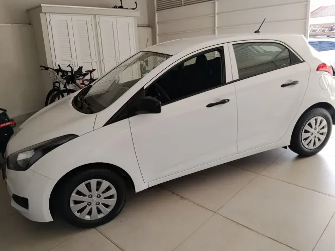 Hyundai HB20 Unique 1.0 Flex 12V Mec. 2019