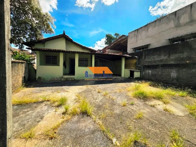 casa de 3 quartos Bairro Aparecida em Belo Horizonte