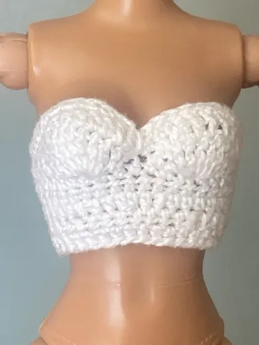 Barbie - Cropeed de chrochê Branco