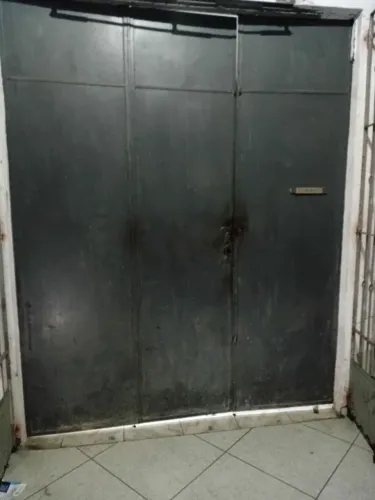 Vende um portão 3 folhas