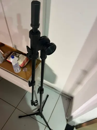 Pedestal em ótimo estado