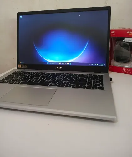 Notebook Acer Aspire 3 -Excelente Estado + Acessório