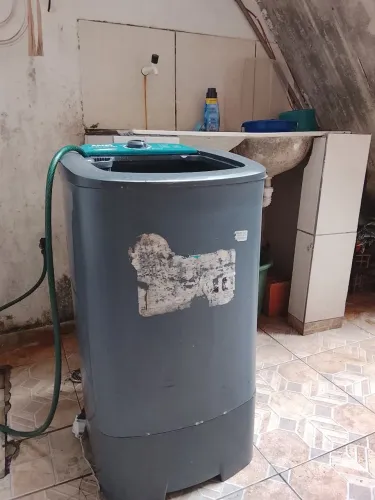 Tanquinho e geladeira 