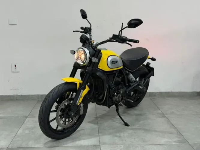 DUCATI SCRAMBLER ICON