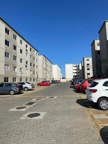 APARTAMENTO NO SEGUNDO ANDAR NO COND. SOLAR DAS ÁRVORES BAIRRO CASTELÃO