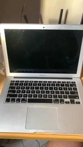 VENDO MACBOOK AIR APPLE 13 -2015