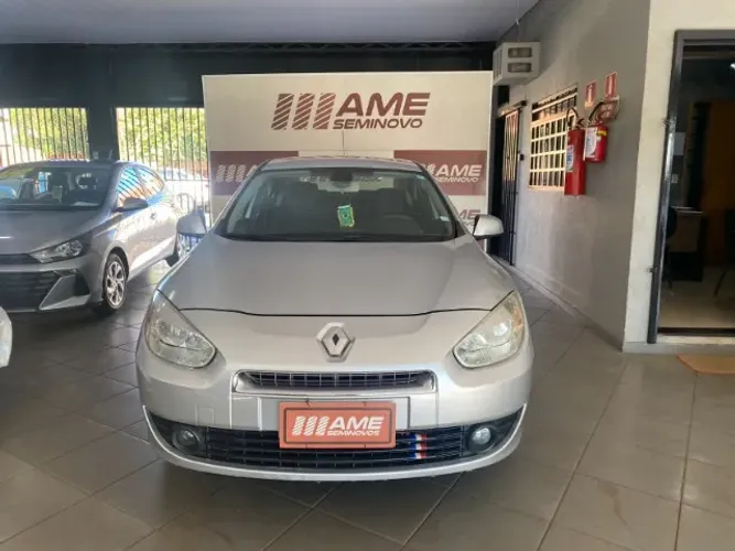 Renault Fluence Sed. Dynamique 2.0 16V Flex Aut. 2012