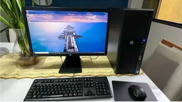 Desktop HP Z420 + Monitor HP 23| 32GB RAM