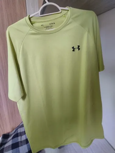 CAMISETA UNDER ARMOUR M 