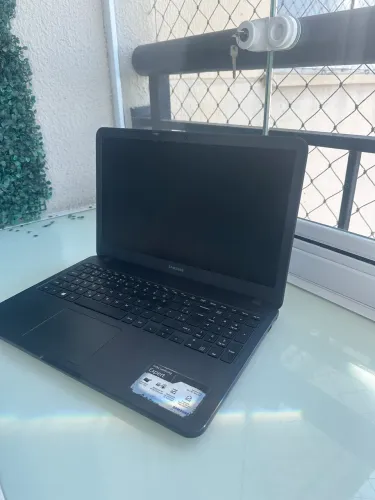 Notebook Samsung 350x i5 8?geração SSD 446GB