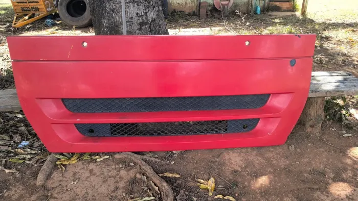 Peças usadas frente e lateral esquerda Iveco stralis