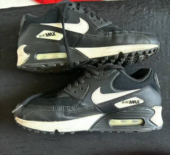 Tênis AIR MAX 90