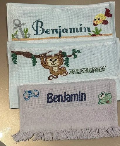9 Fralda de boca e uma toalhinha personalizado 