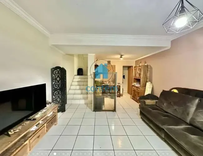 Sobrado à venda em Cotia, Jardim Rebelato, com 2 quartos, com 139.94 m²
