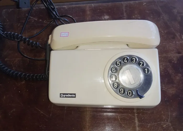 ANTIGO TELEFONE DE DISCO