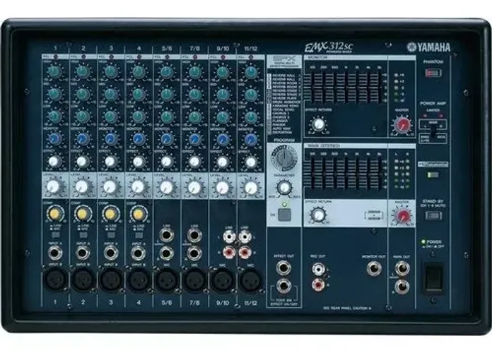 Mesa de som amplificada Yamaha EMX212S