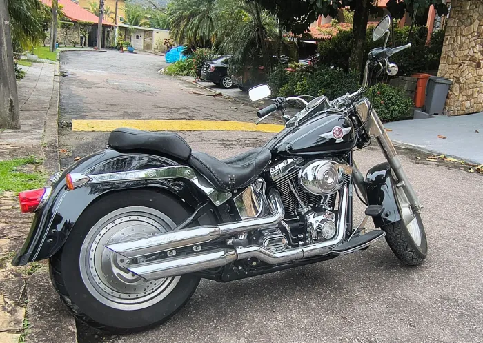 Harley-Davidson impecável, original e muito conservada
