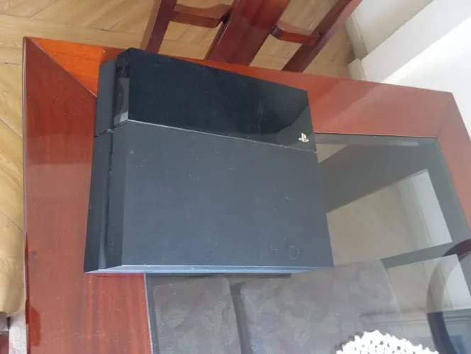 Playstation 4 500GB USADO