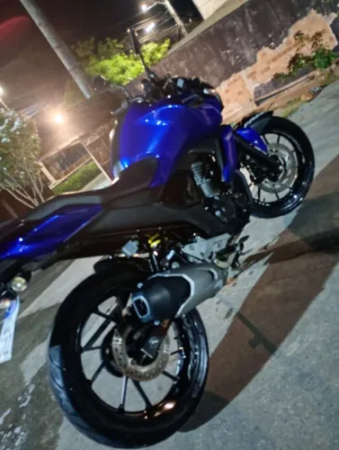 Moto fazer fz15