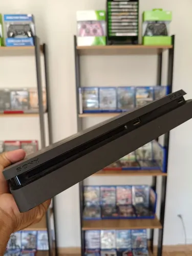 Ps4 slim 1tb